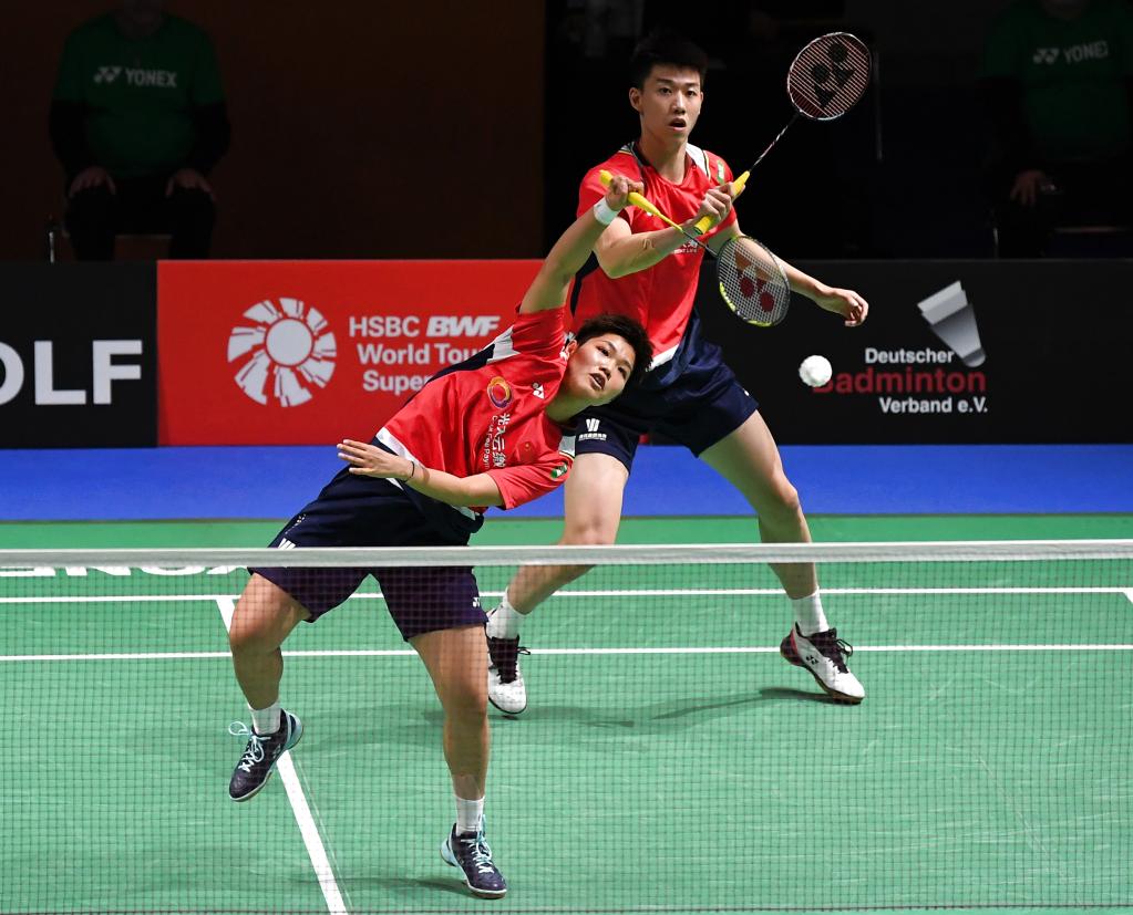 正逐渐崭露 正逐渐崭露