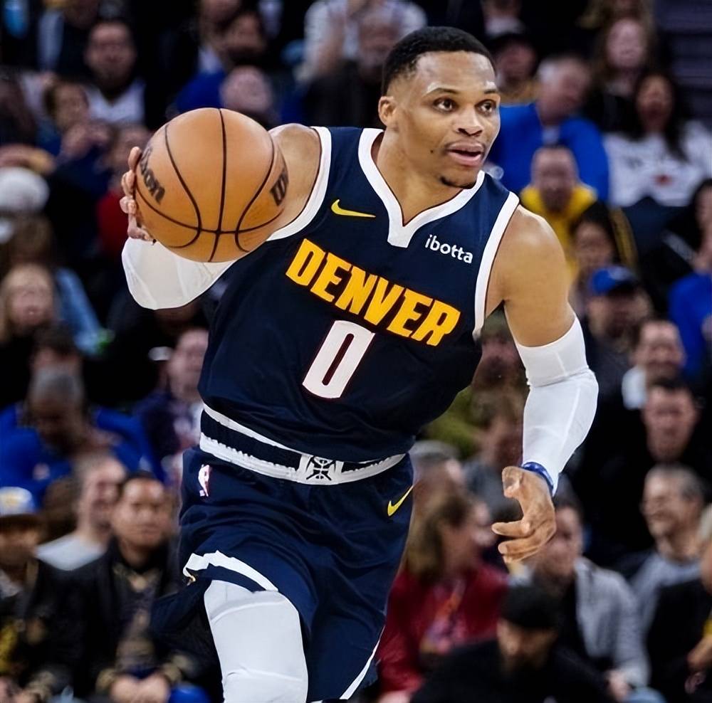 猛龙阵容优 猛龙阵容优