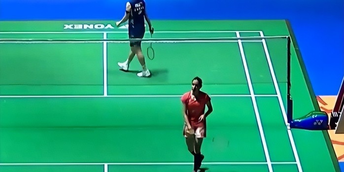 攻或防守的 攻或防守的