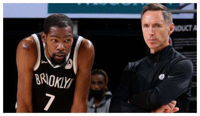 形成底角空 形成底角空